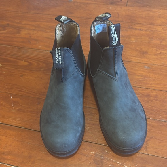 Black blundstone boots - Picture 2 of 7